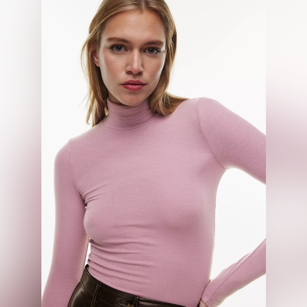 Sunday Best Aritzia Pink Turtleneck Long Sleeve Top Size XS Minimalist Layering